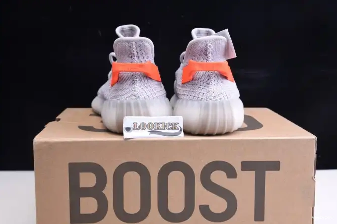 V2 Light Yeezy Tail Boost 350 FX9017 Adidas 0614
